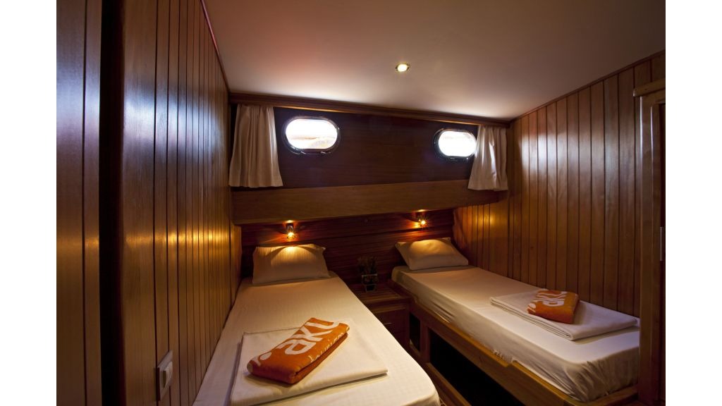 gulet-osman-kurt-14-1024-576