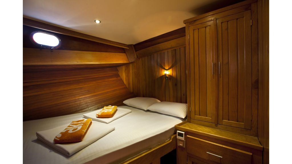 gulet-osman-kurt-3-1024-576