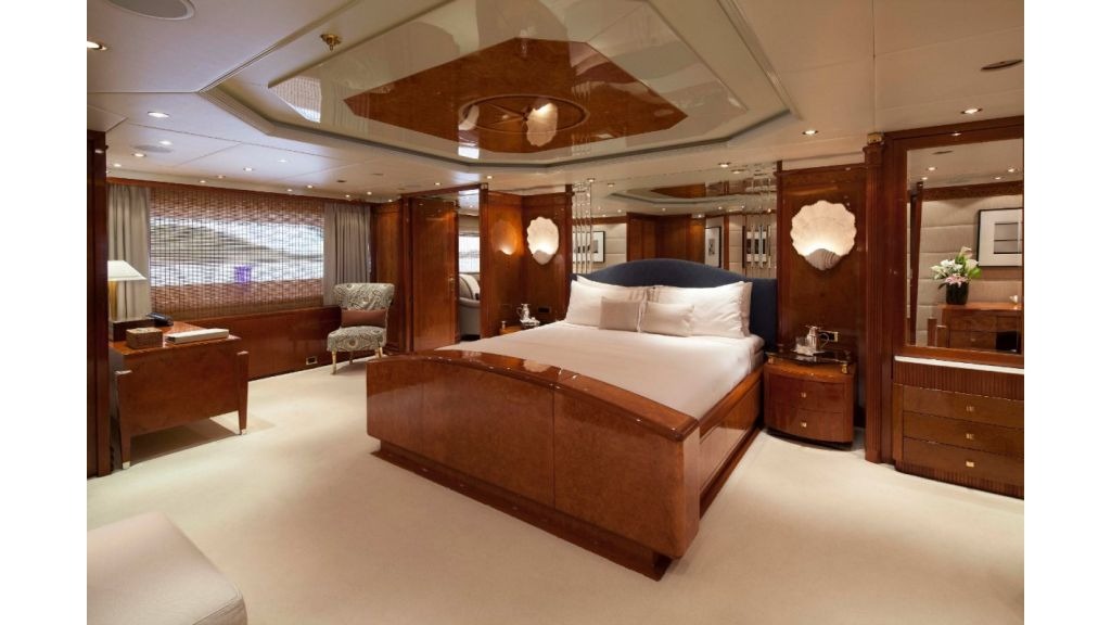 starfire-main-deck-master-1024-576