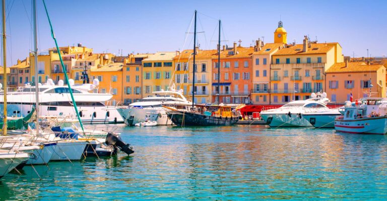 How to Charter a Yacht for the First Time: A Complete Guide